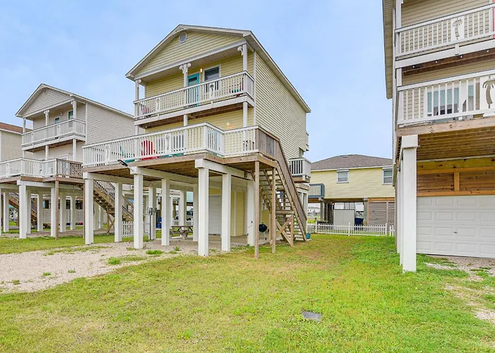 Serene Surfside Beach Retreat W/ Ocean Views!